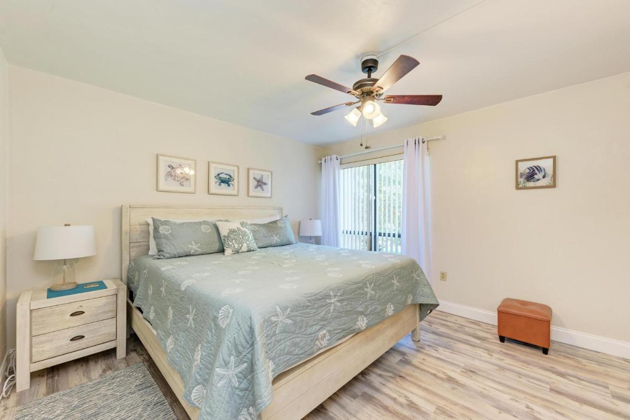 Anna Maria Island Runaway Tropical Dream-One Minute Walk To The Beach-Heated Pool Bradenton Beach Exterior photo